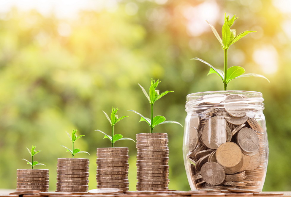 Tu suerte de hoy: Urano, el Sol y tu nueva economía